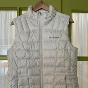 Columbia White Soft as Down Vest